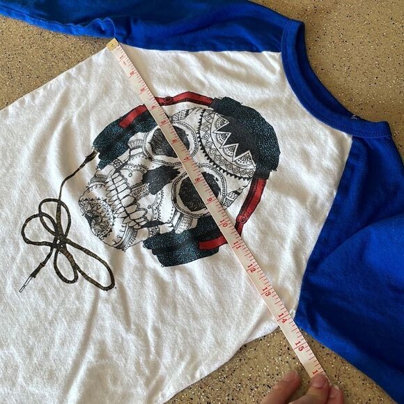 GAP kids skull with headphones baseball style long sleeve T-shirt - Picture 6 of 8